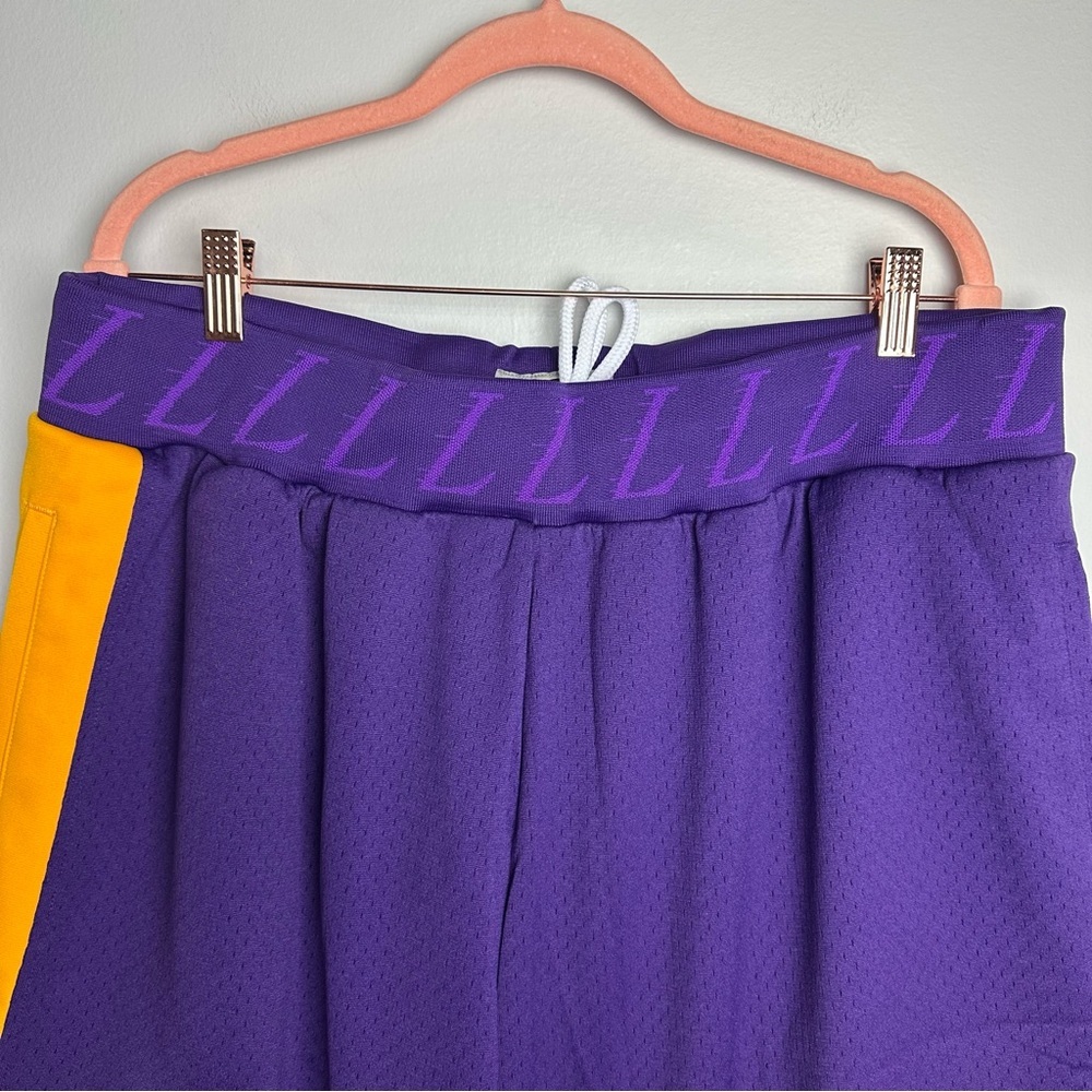 NBA X BODEGA WORLDWIDE RESPECT LAKERS SHORTS - Picture 4 of 12